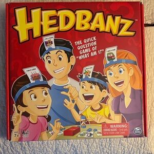Hedbanz Quick Question Game - Bold Red